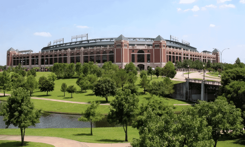 An image of various trees in Arlington Texas